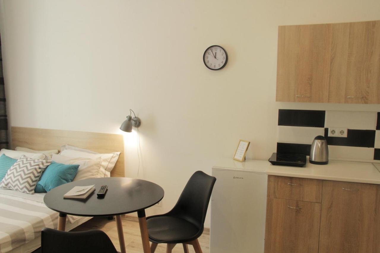 Apartment In The Centre Of Lviv Exterior photo